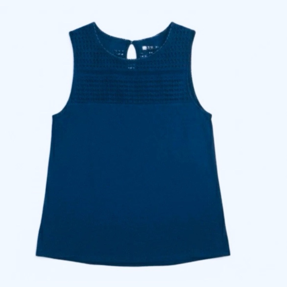 Stylus Royal Blue Sleeveless Top Medium M Crochet Lace Yoke Pom Pom Trim Keyhole